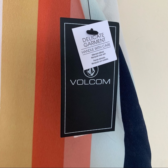 Volcom | “Flavor Up” Spaghetti Strap Striped Cropped V-neck Camisole Tank Top - Picture 15 of 16
